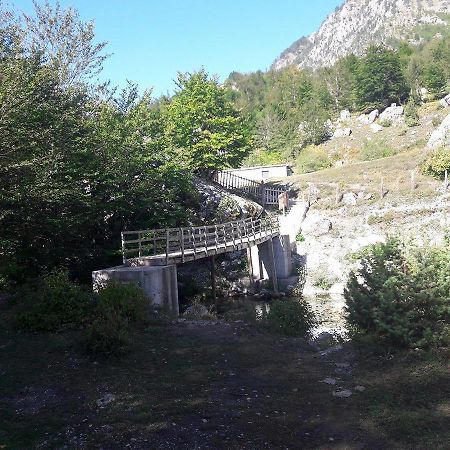 Guesthouse Arben Selimaj Bajram Curri Εξωτερικό φωτογραφία